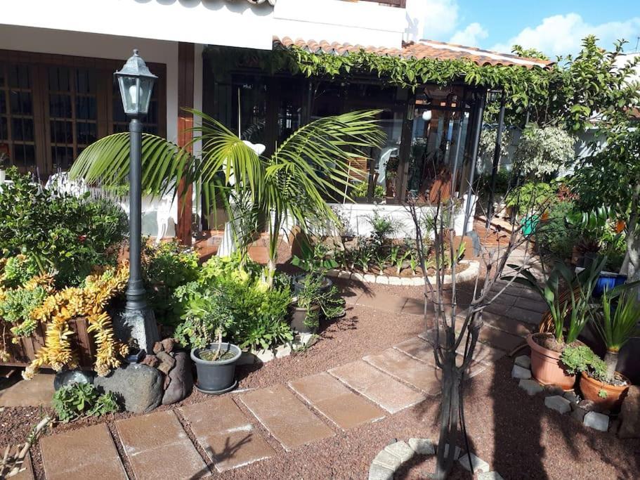Apartamento Tranquilo En Una Casa Con Jardin Las Lagunas Exterior photo